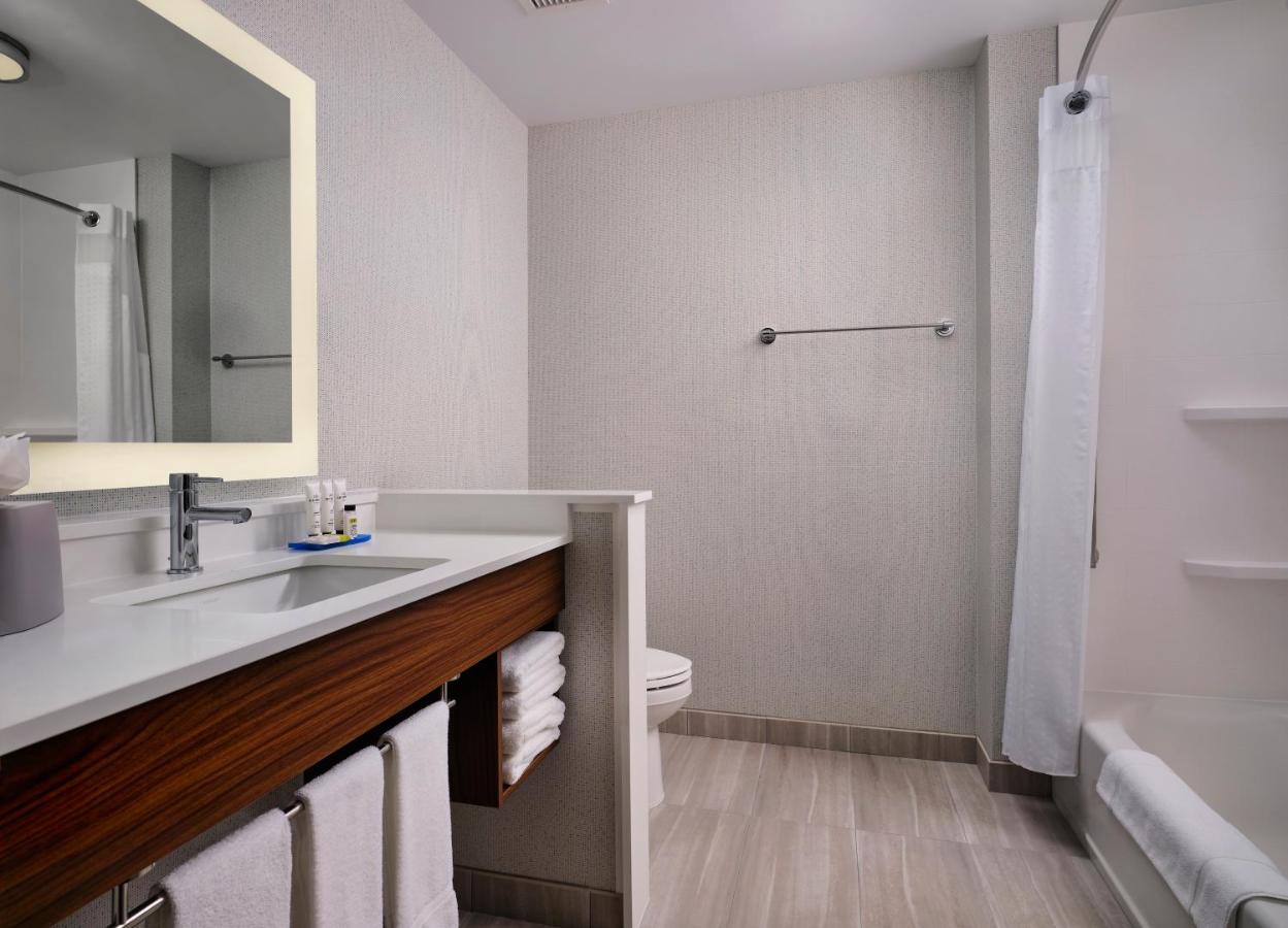 Holiday Inn Express & Suites - Lockport By Ihg Екстериор снимка