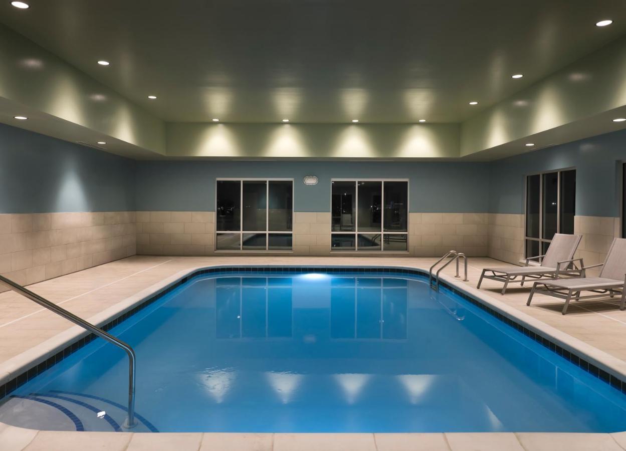 Holiday Inn Express & Suites - Lockport By Ihg Екстериор снимка