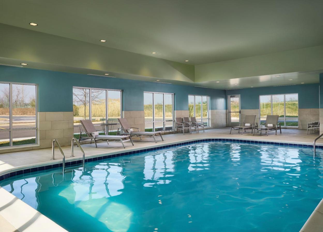 Holiday Inn Express & Suites - Lockport By Ihg Екстериор снимка