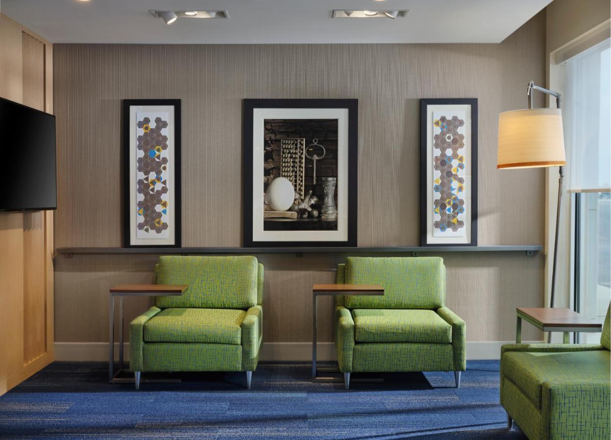 Holiday Inn Express & Suites - Lockport By Ihg Екстериор снимка