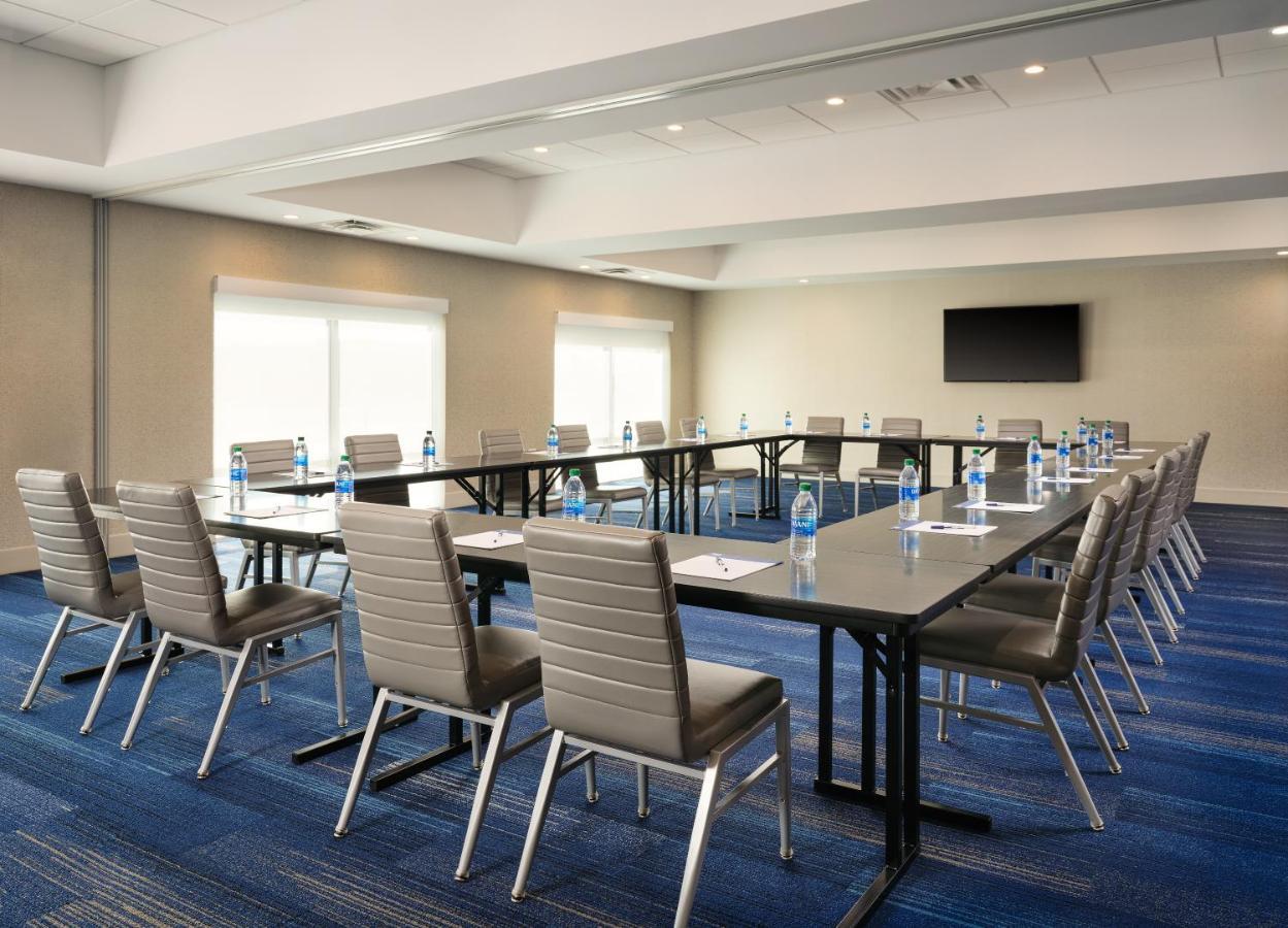 Holiday Inn Express & Suites - Lockport By Ihg Екстериор снимка