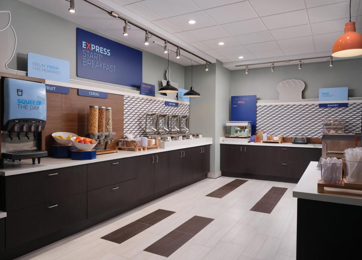 Holiday Inn Express & Suites - Lockport By Ihg Екстериор снимка